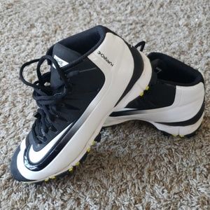 Nike baseball Huarache hi top cleats boys sz 3